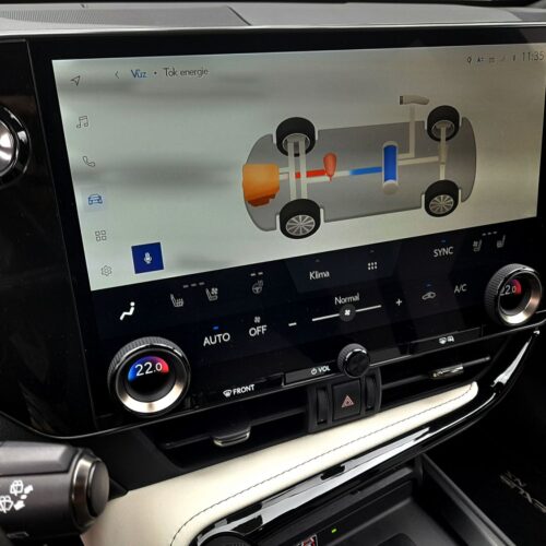 Lexus NX Plug-in hybrid_43
