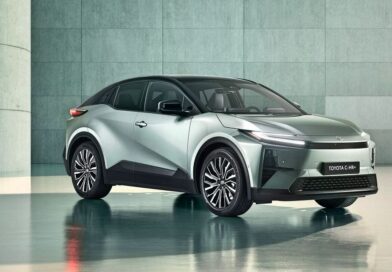 Toyota C-HR+ dostala elektrickou verzi a nový design