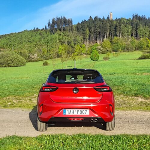 Opel Corsa 1,2 Hybrid 136 k_6